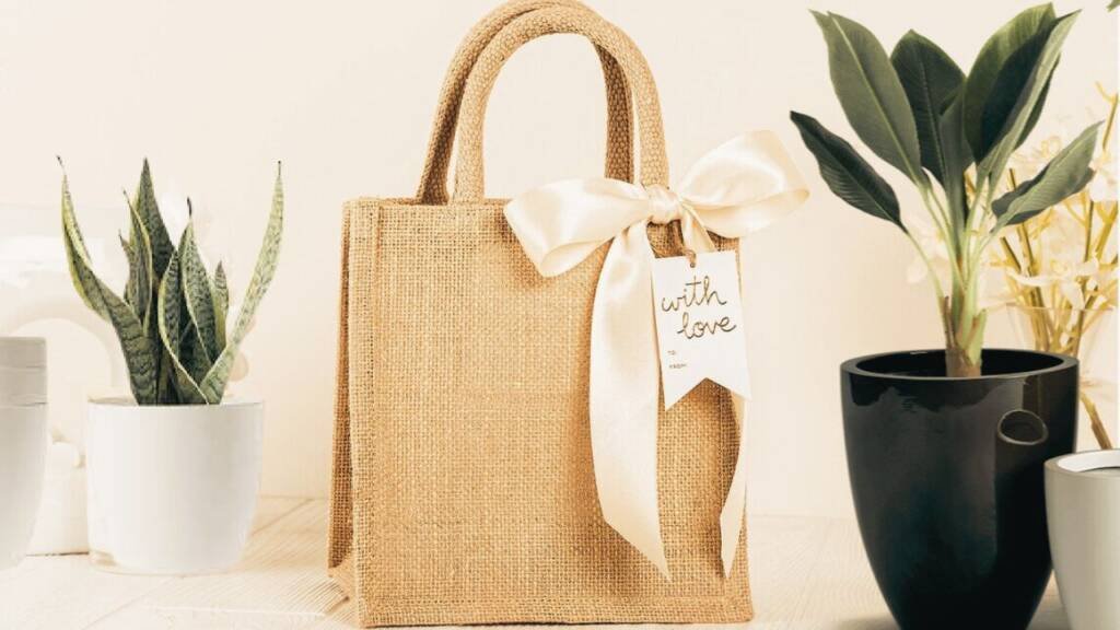 Small Jute Bags for Gifts The Perfect Present